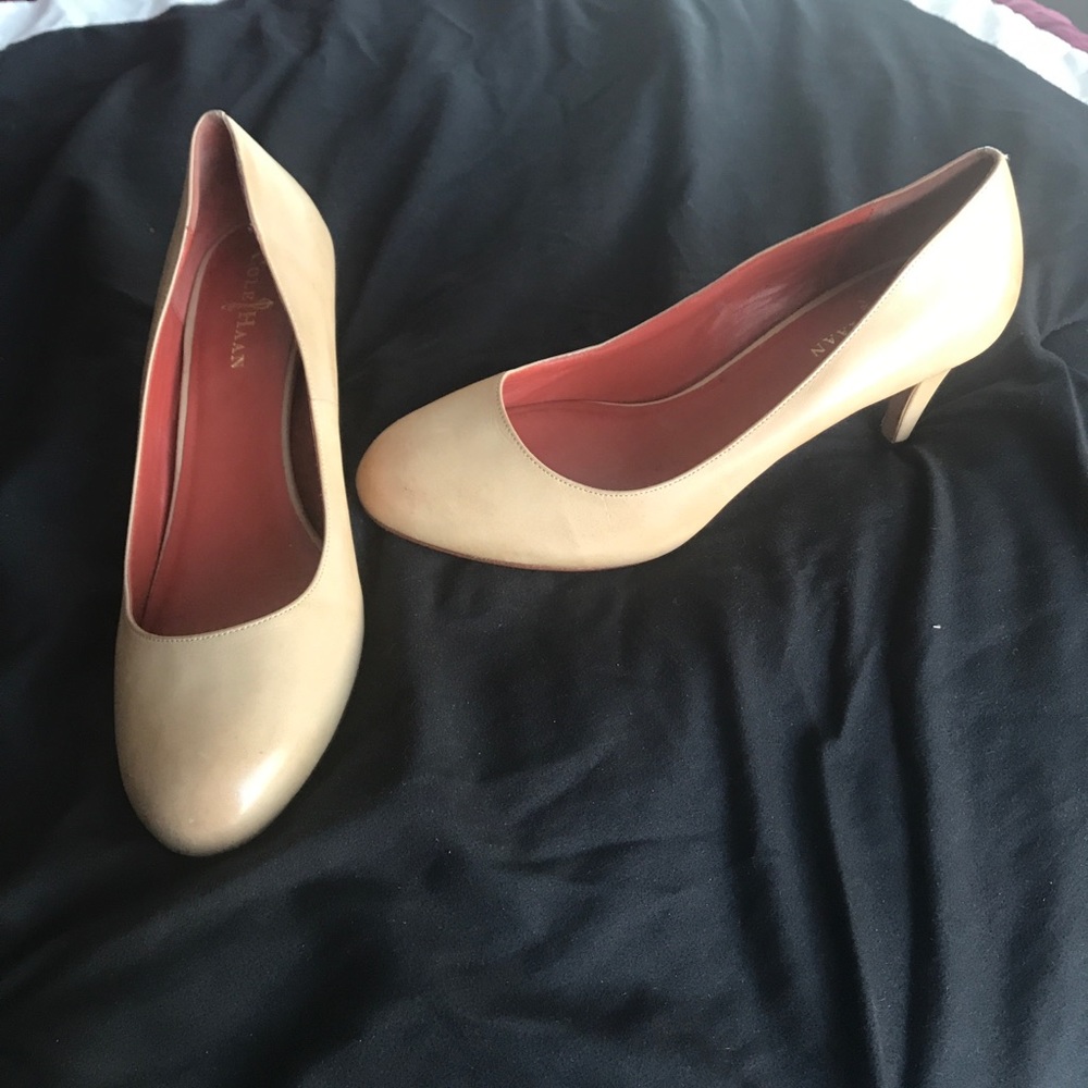 Cole Haan tan leather heels